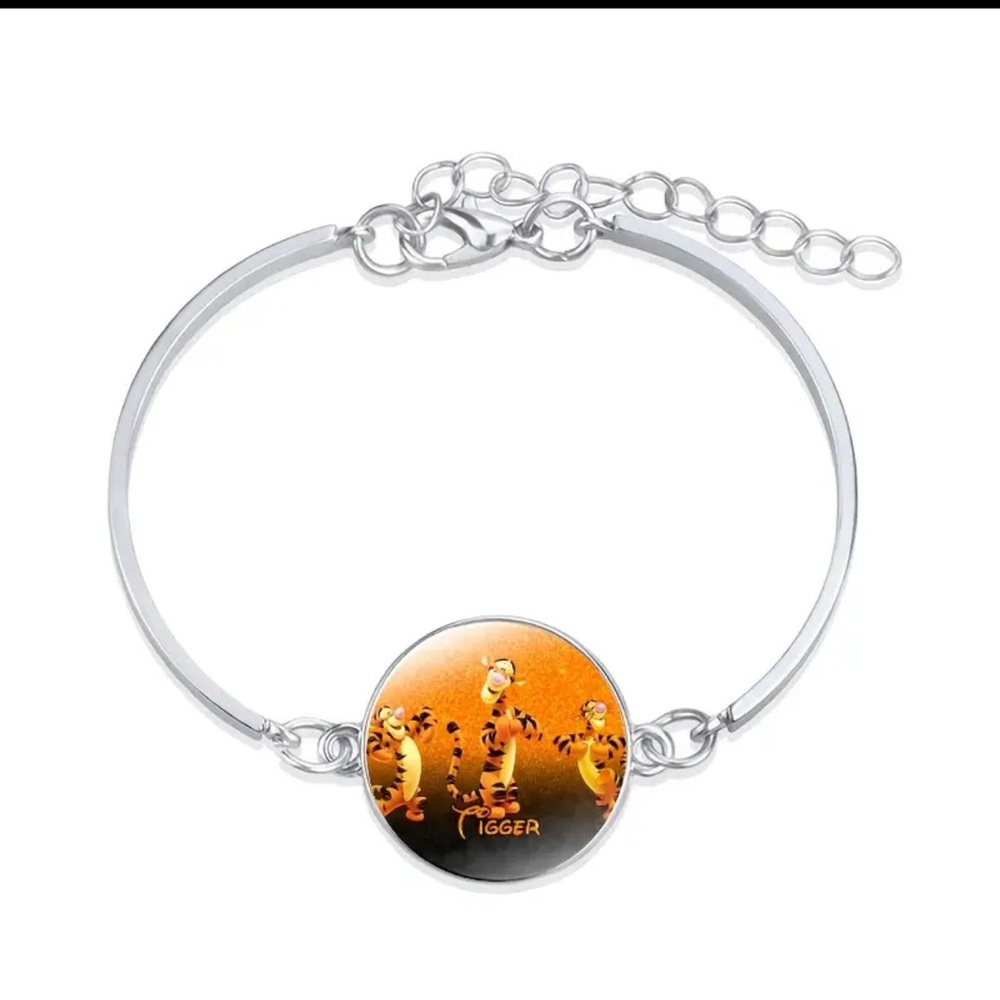 🌟Pick Any 2/$16 Sale Tigger Bracelet
